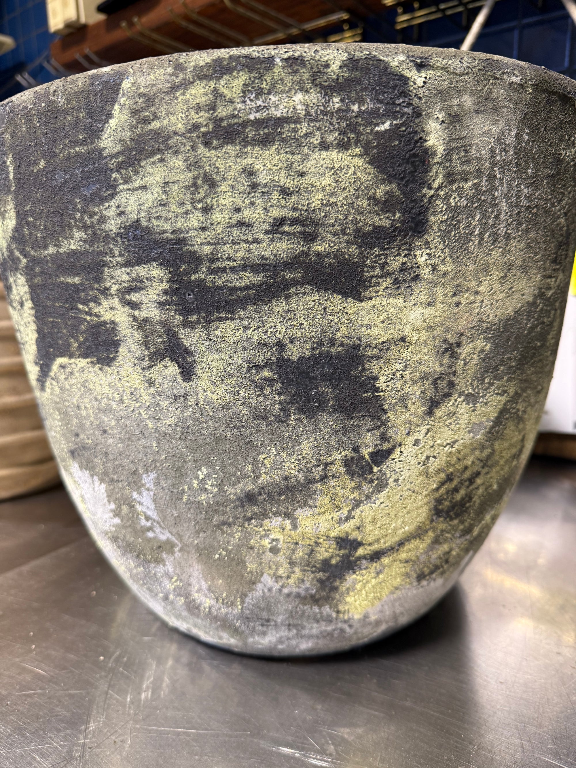 Ocean Moss Egg Pot